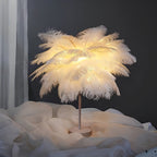Palmera Feder-Tischlampe