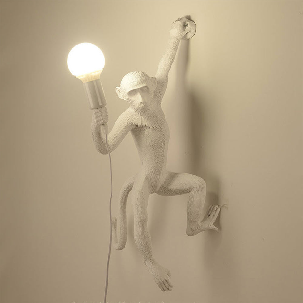 Harzi Monkey Wandleuchte