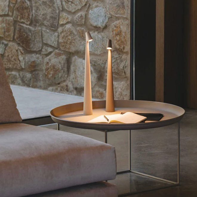 Kabellose skandinavische Minimalistische LED Tischlampe